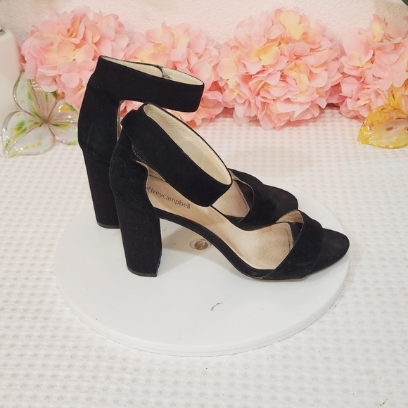 Jeffrey Campbell Lindsay Black Suede Ankle Strap Block Heel Black Size 8.5 - Picture 5 of 8
